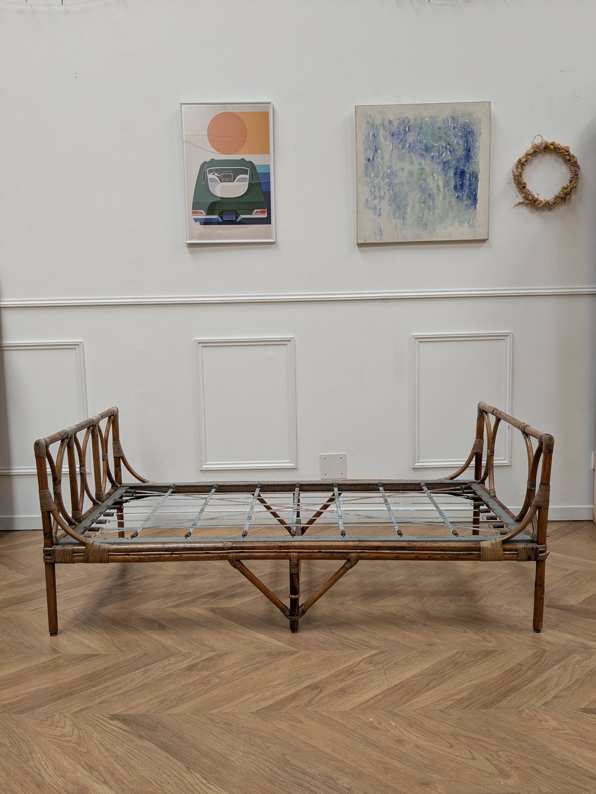 Vintage rattan bed from the 50s and 60s