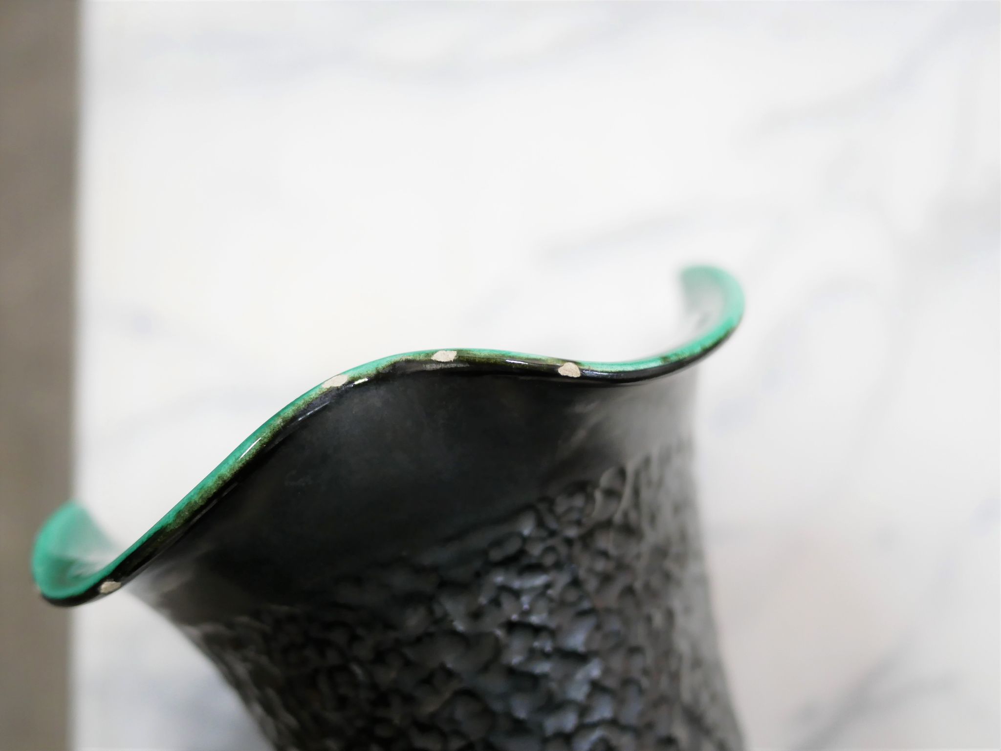 Vase corolle vintage en céramique