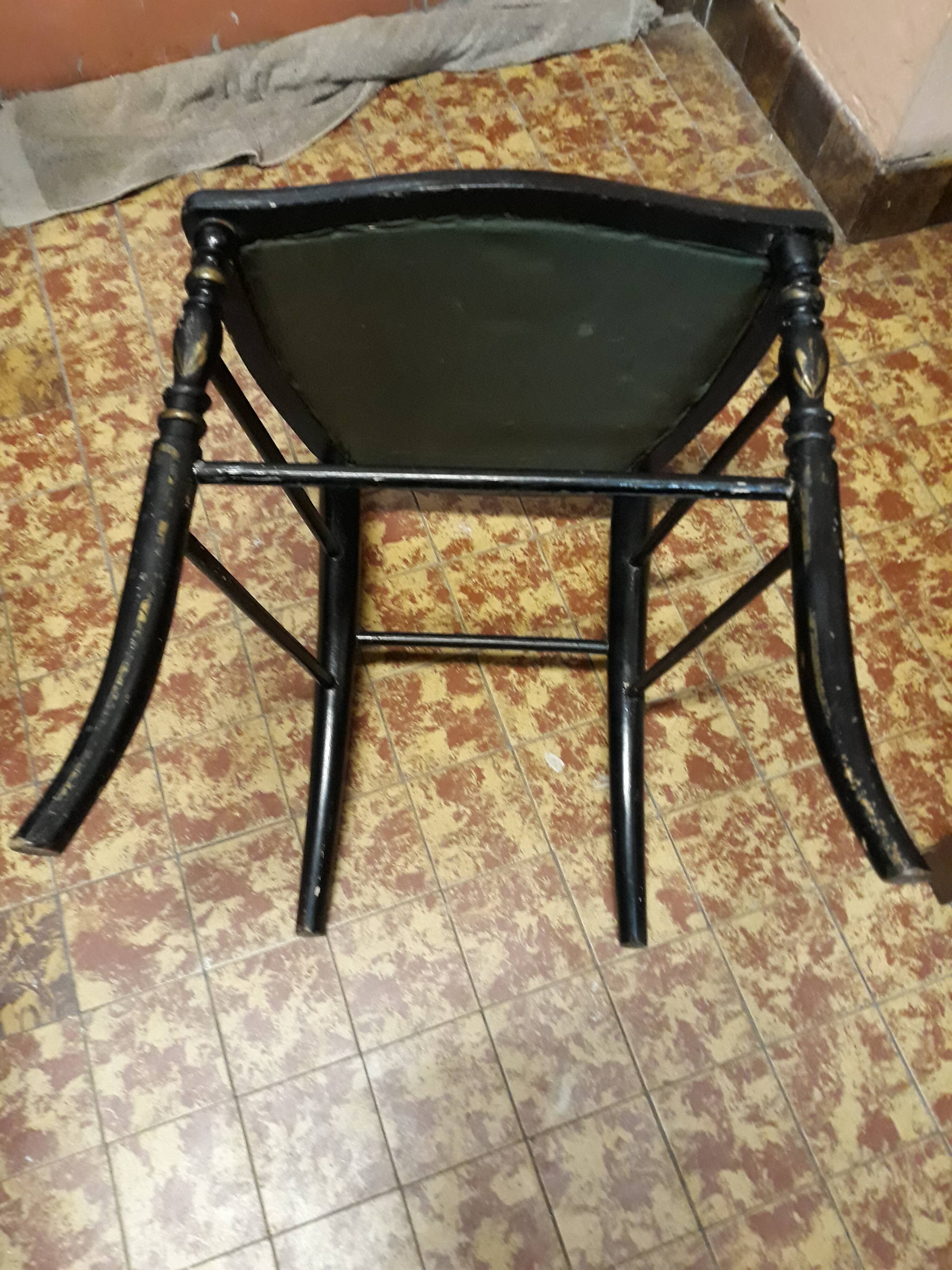 Napoleon III theater chair