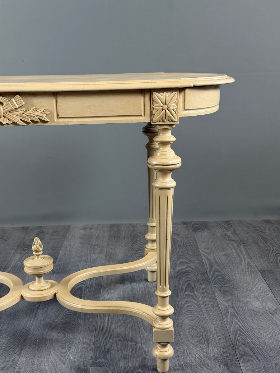 Table console de style Louis XVI, XIXe siècle