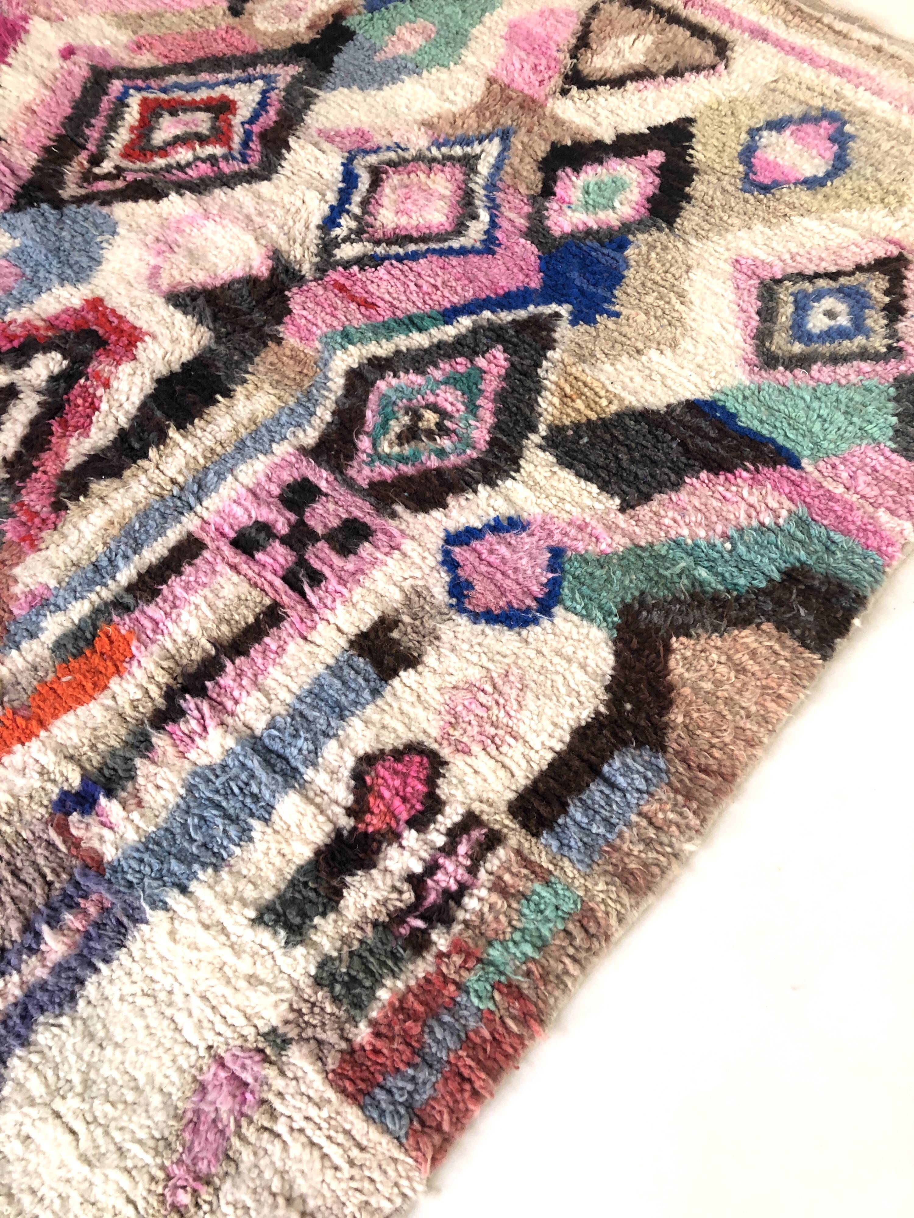 Moroccan Berber carpet Boujaad 2,41x1.53m