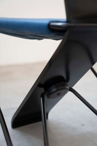 Chaise modèle impronta, lot de 4, années 1980/90