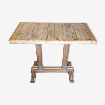 Bistro table