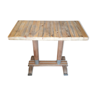 Bistro table