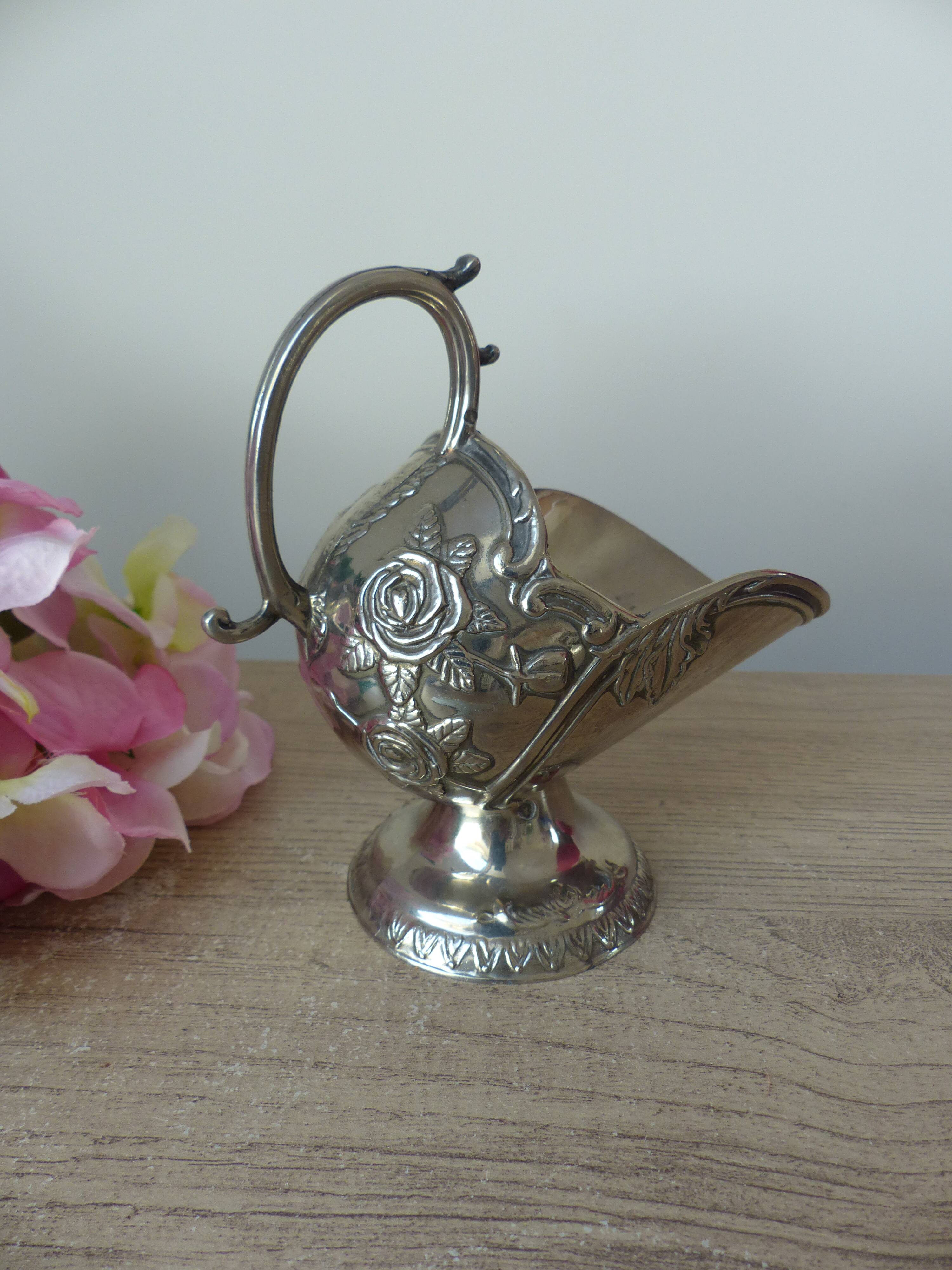 Sugar bowl Zinc alloy silver plated, sugar pot table decoration