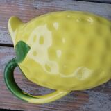 Pitcher dabbling lemon