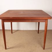 Table de repas Danoise carrée et extensible, teck, modèle 592, Arne Vodder.