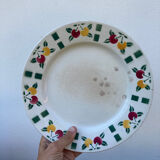 6 flat plates in white Gien ceramic with fruit patterns