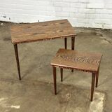 Suite de deux tables d'appoint en palissandre