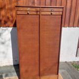Double curtain filing cabinet