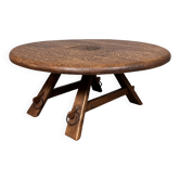 Table basse rustique et brutaliste en chêne