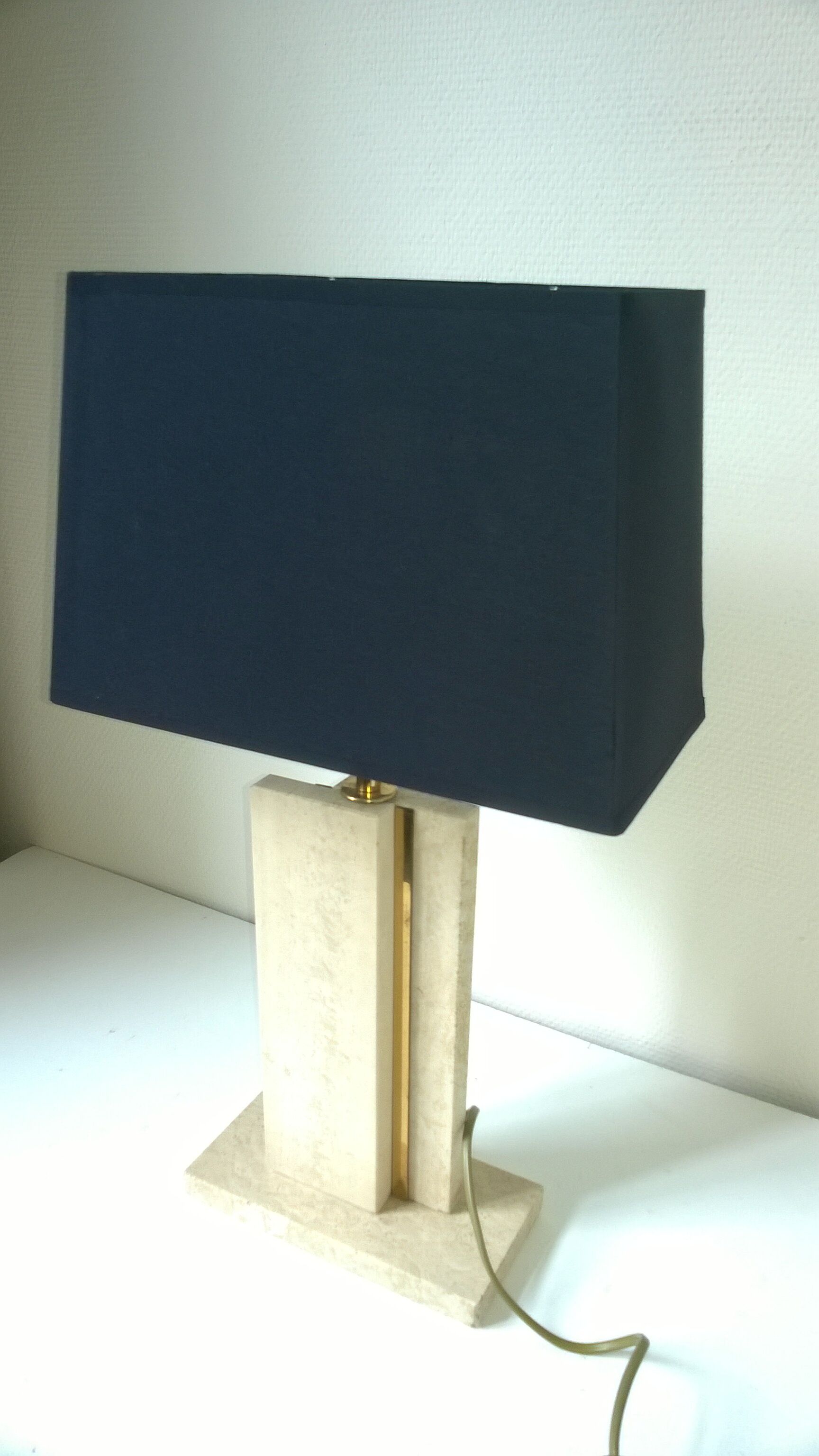 Lampe de table en travertin et laiton doré par Camille Breesch Belgique c. 1970