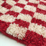 Moroccan Berber carpet boujaad ecru with red checkers 155x105cm