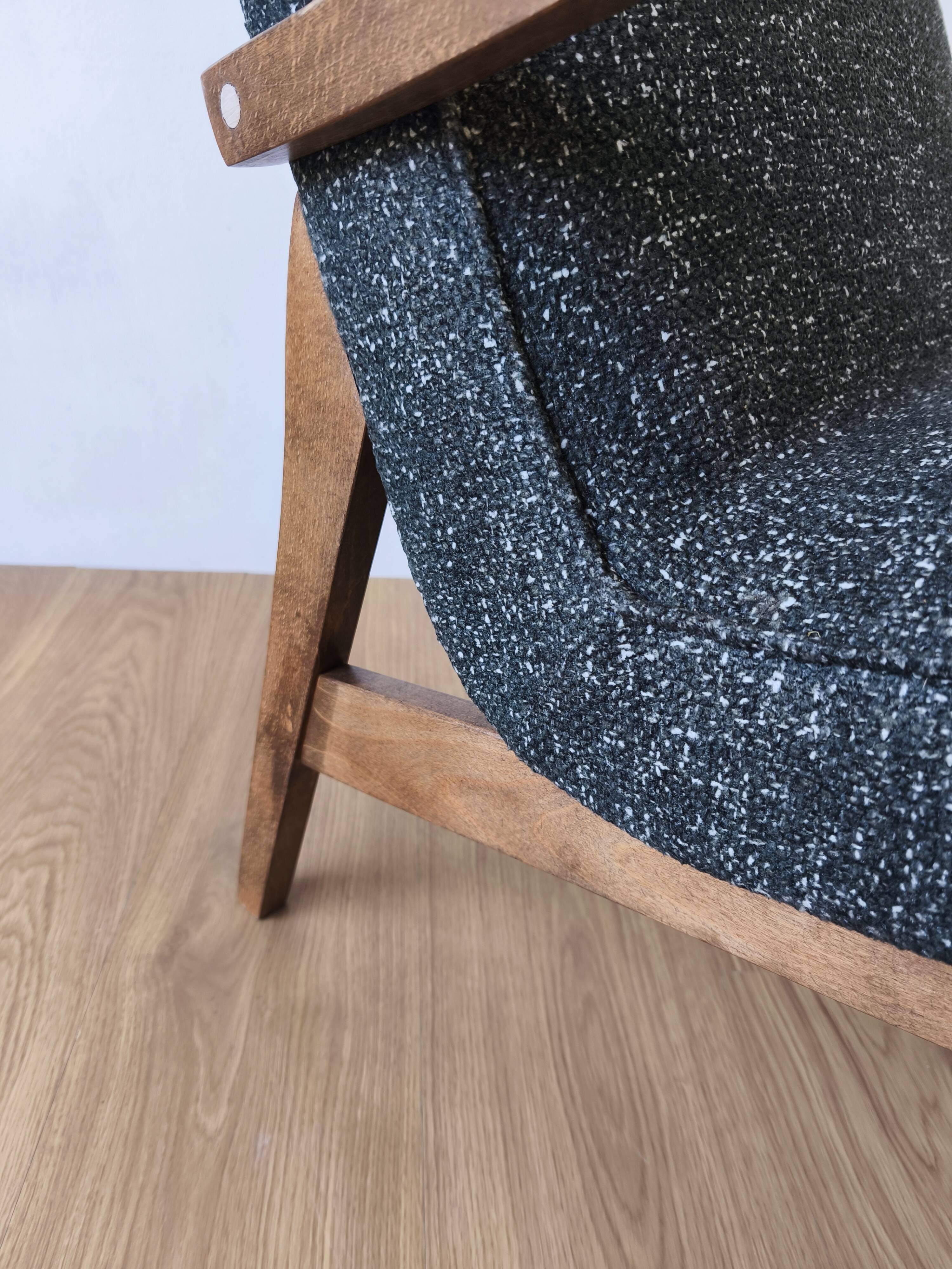 Fauteuil design type 300-138 Pologne années 70.