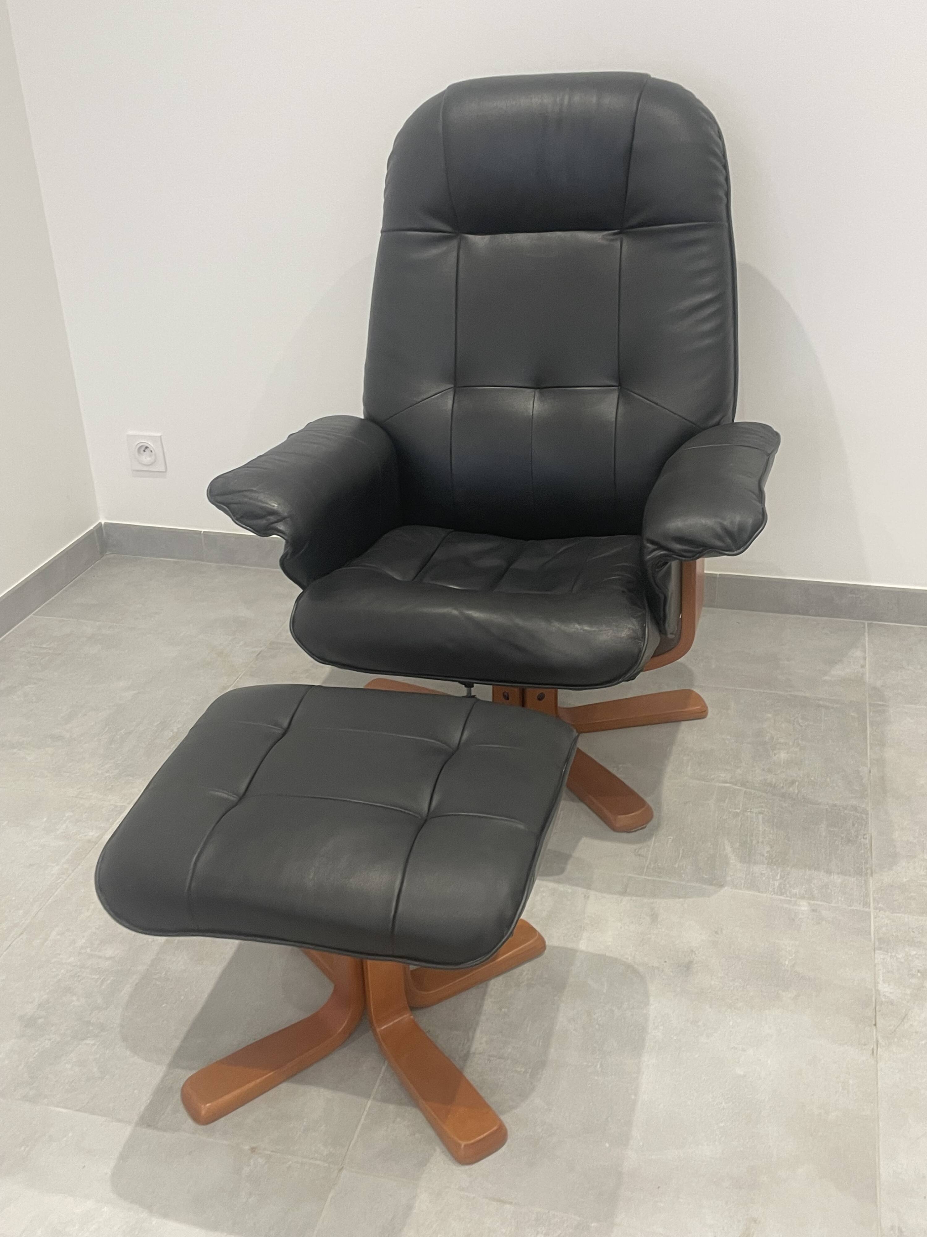 Vintage leather armchair, relaxing