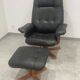 Fauteuil vintage cuir et son ottoman