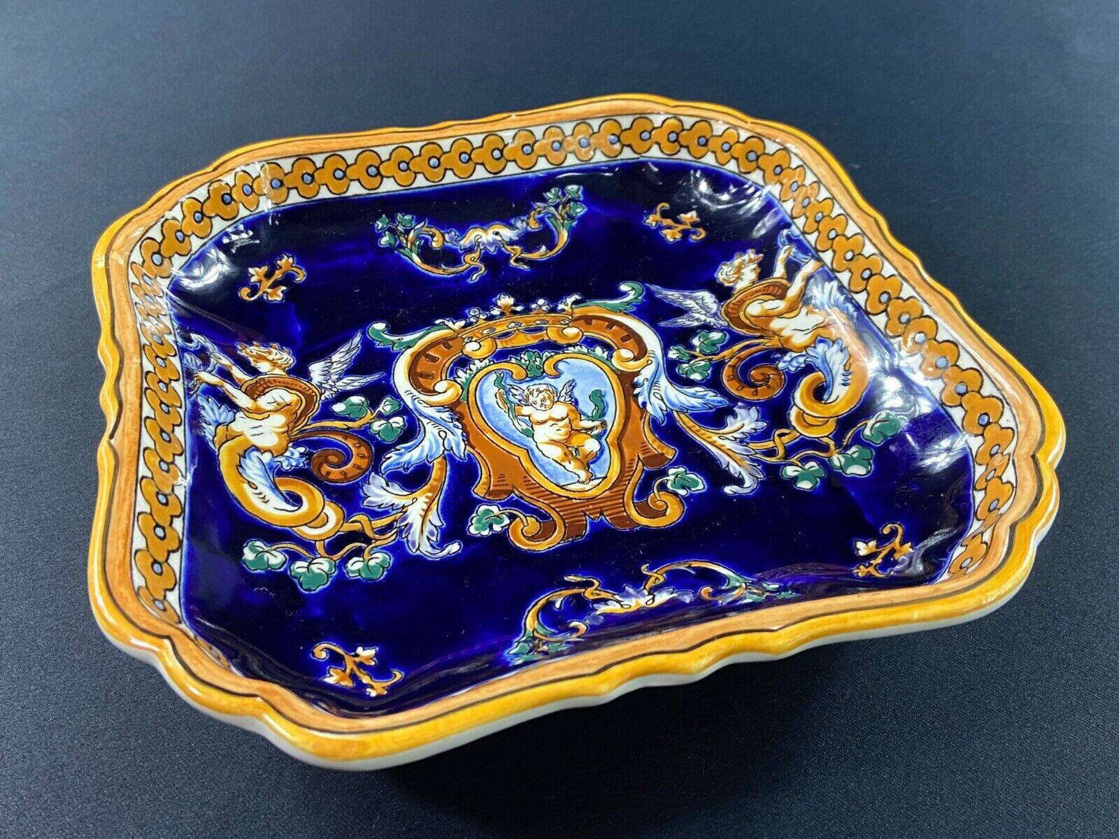 Hollow dish cup in Gien earthenware, Italian Renaissance decor