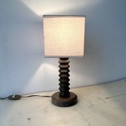 Pied de lampe rustique en bois tourné années 50, luminaire rustique vintage