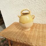 Water jug in glazed earth