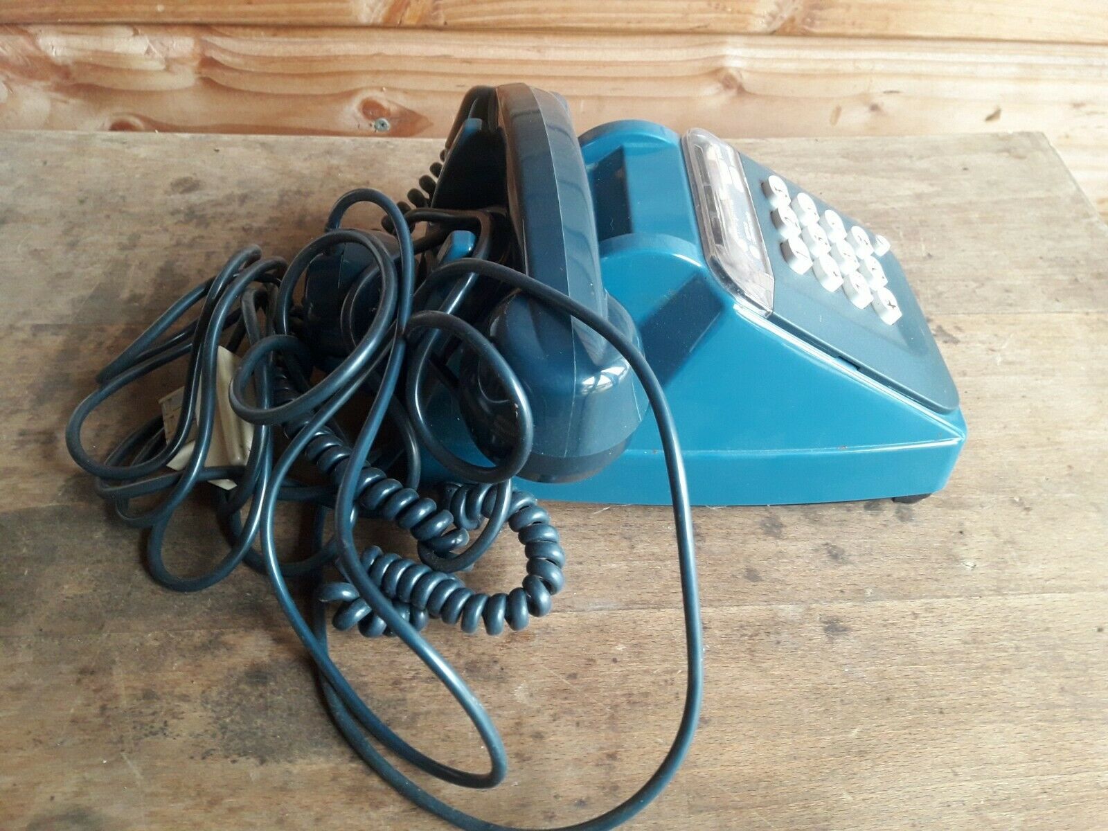 Vintage blue Bakélite old phone