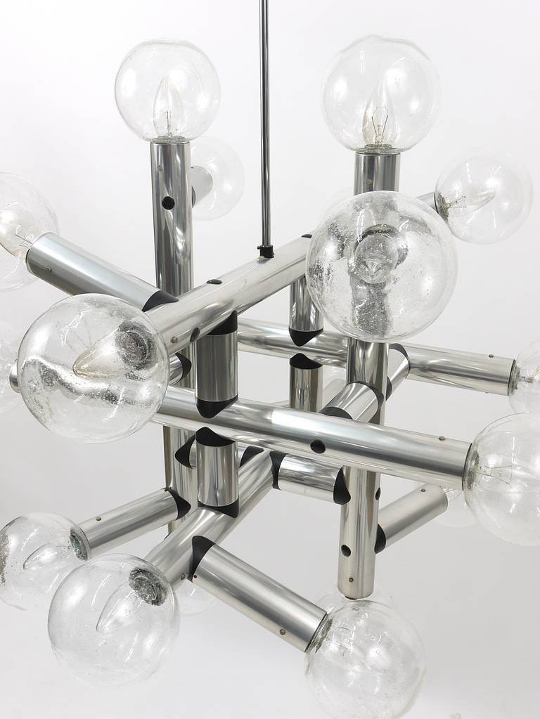 Identical atomic suspensions by J.T. Kalmar, Austria, 1969