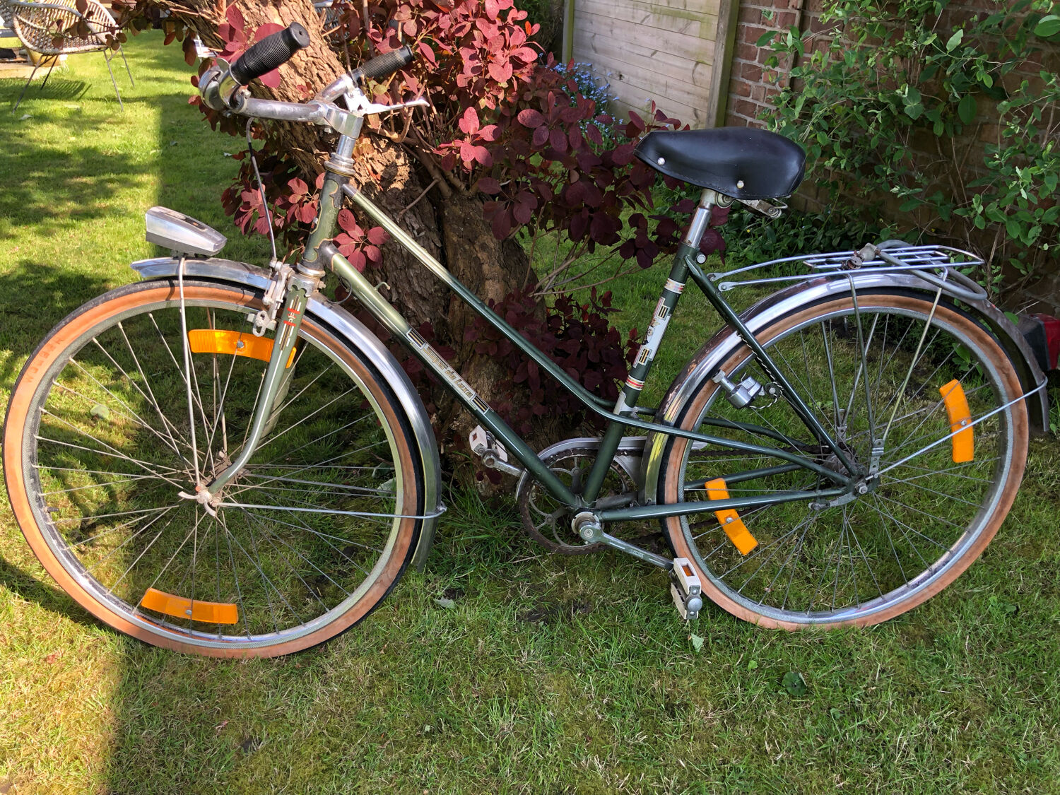 Vintage 70s lady's bike
