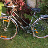 Vintage 70s lady's bike