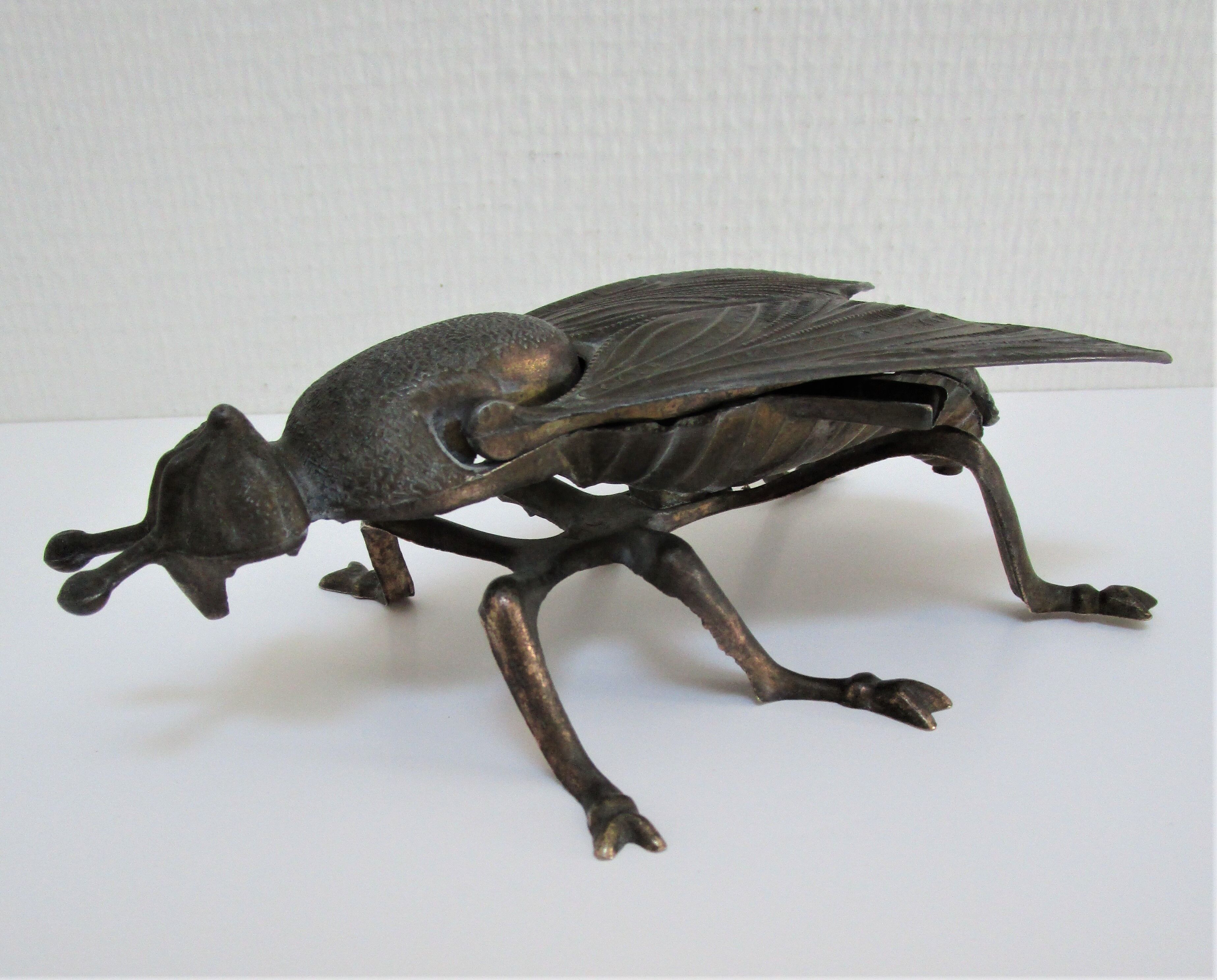 Zoomorphic ashtray fly metal patinated vintage