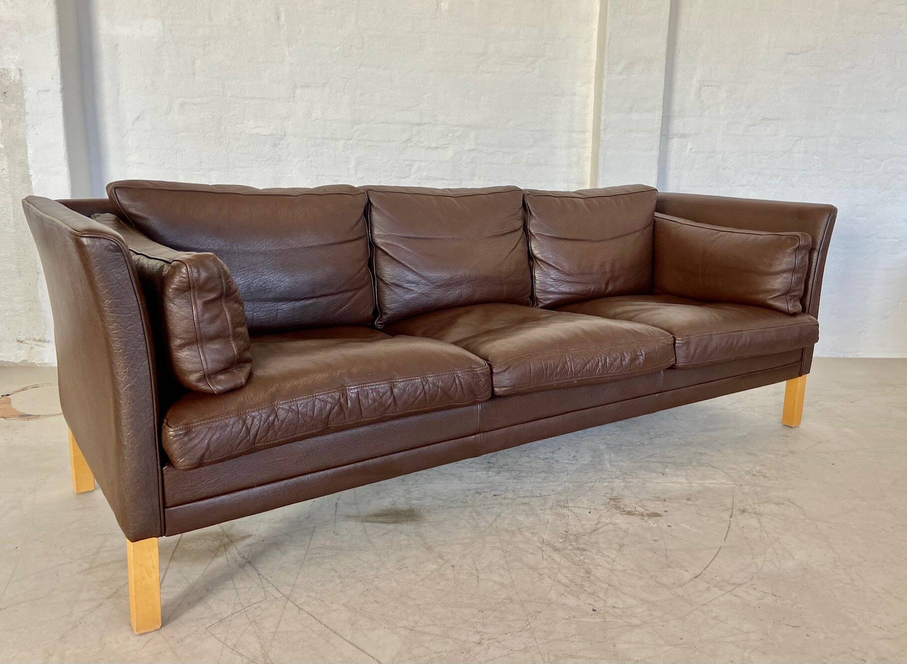 MID CENTURY VINTAGE DANISH MOGENS HANSEN 3 PERSON SOFA IN COCO BROWN LEATHE