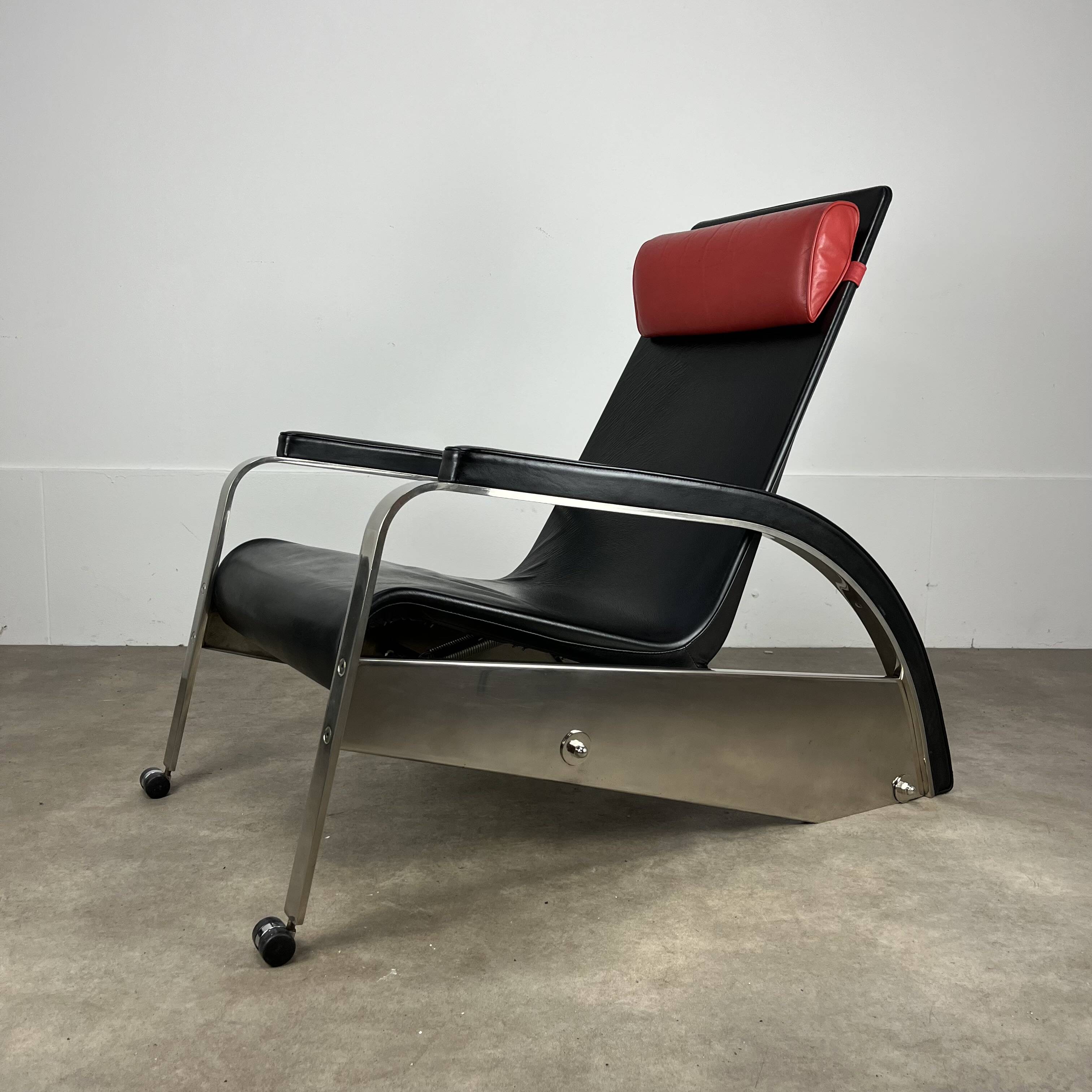 Grand Repos armchair by Jean Prouvé for Tecta