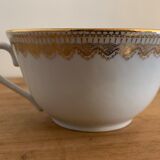 Pair of Bayonne porcelain cups and saucers