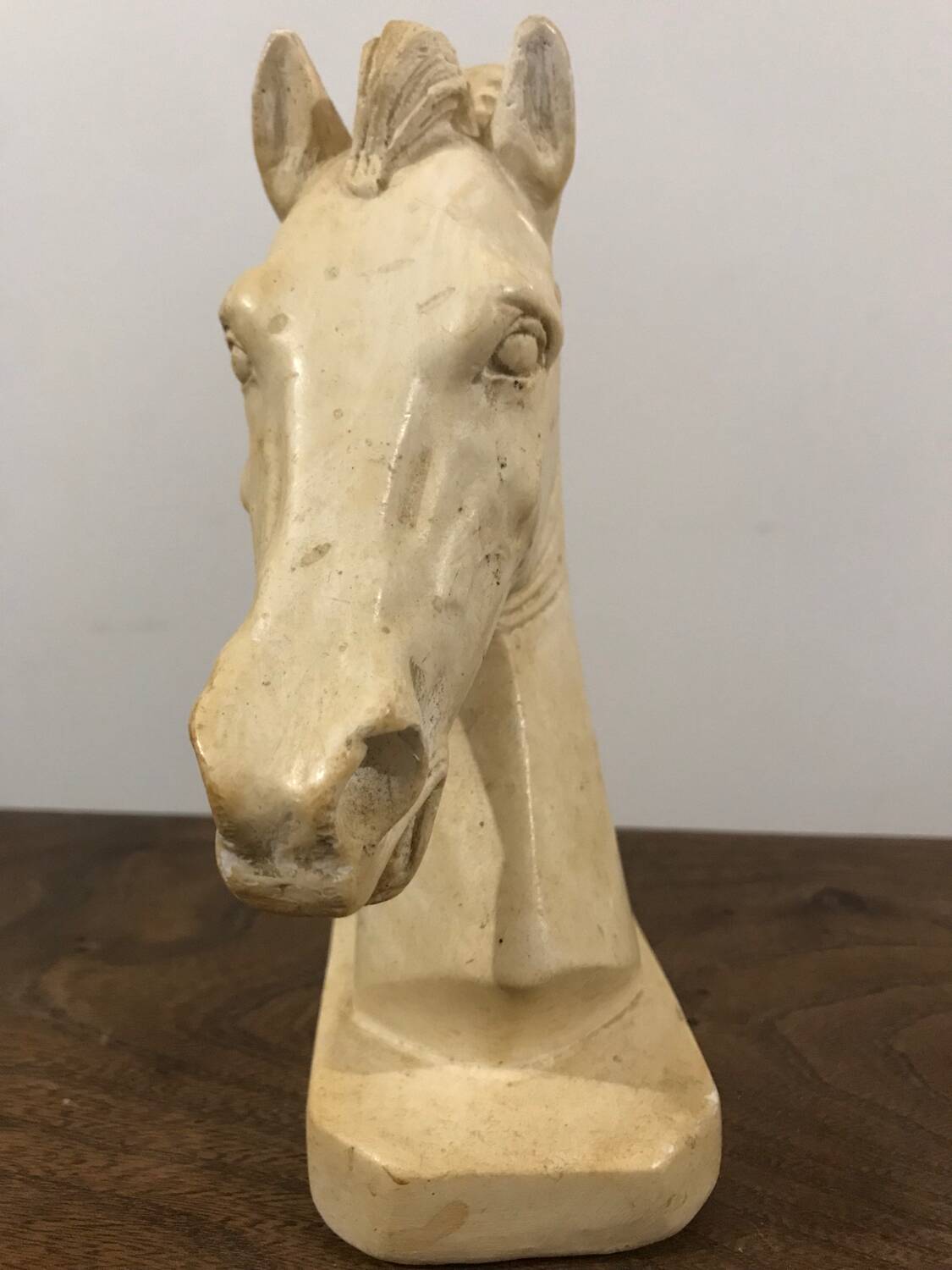 Sculpture buste cheval platre