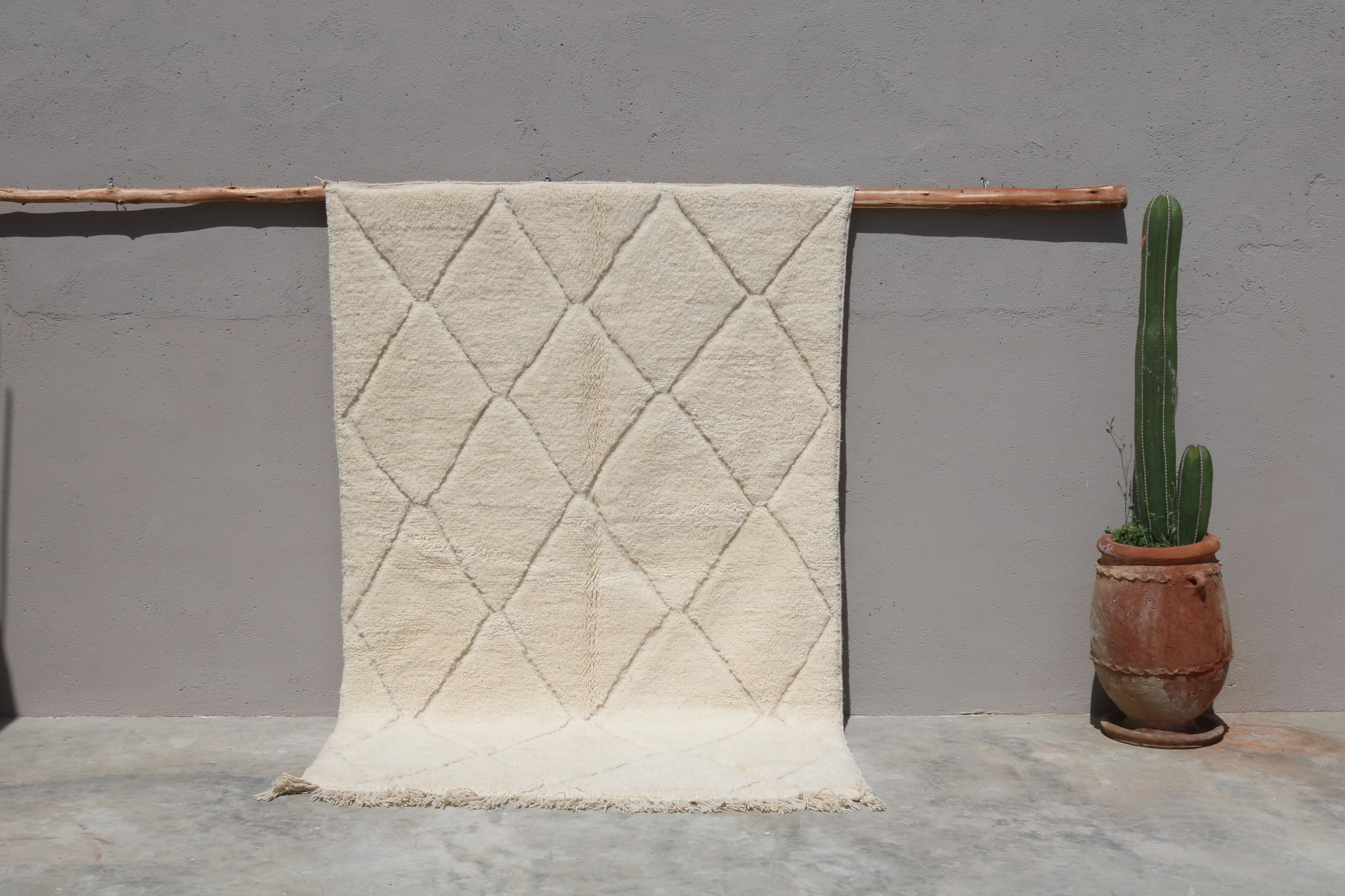 Beni Ouarain rug, 250 x 160 cm - AZ832