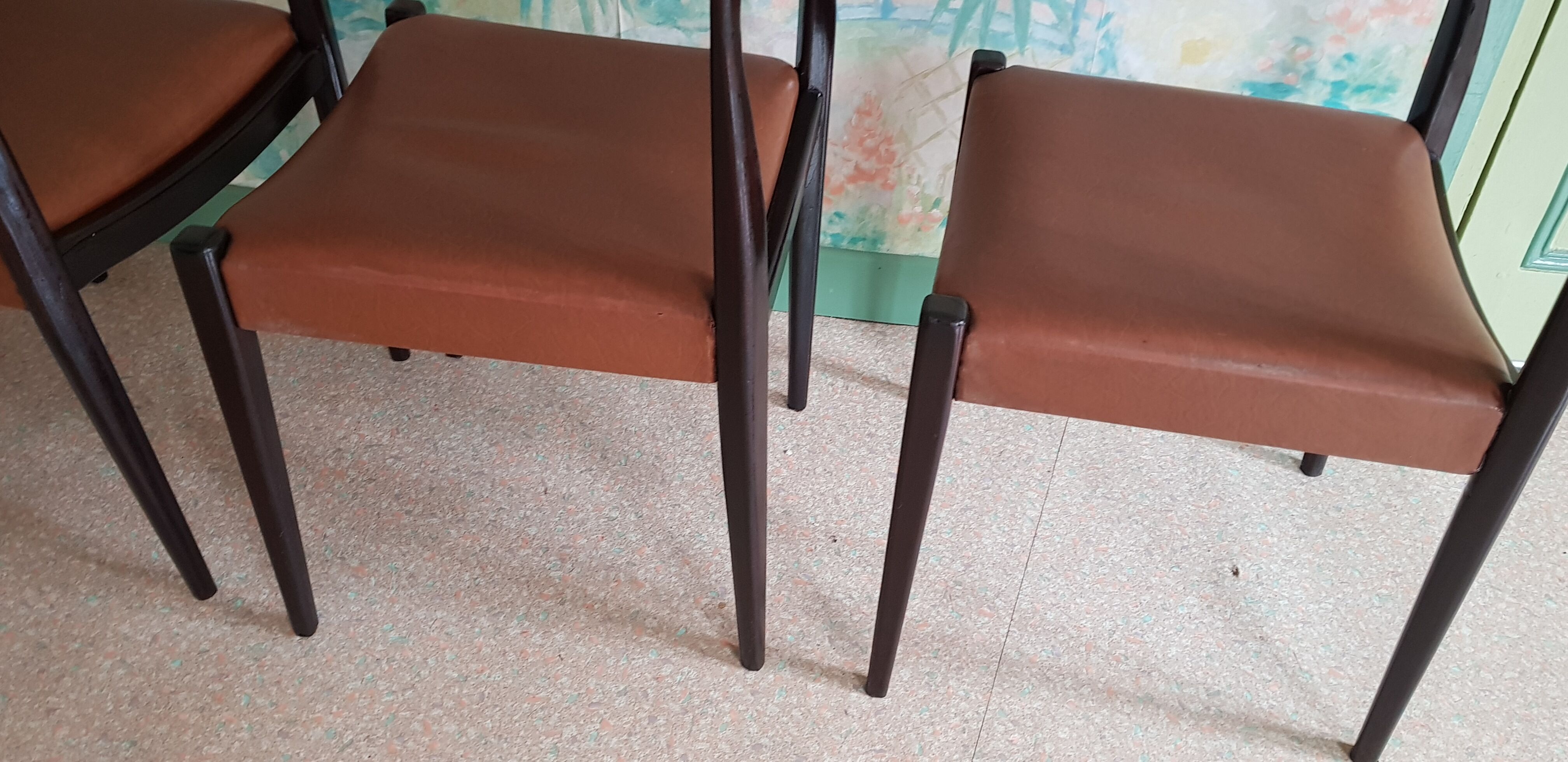 Suite de 4 chaises Moller