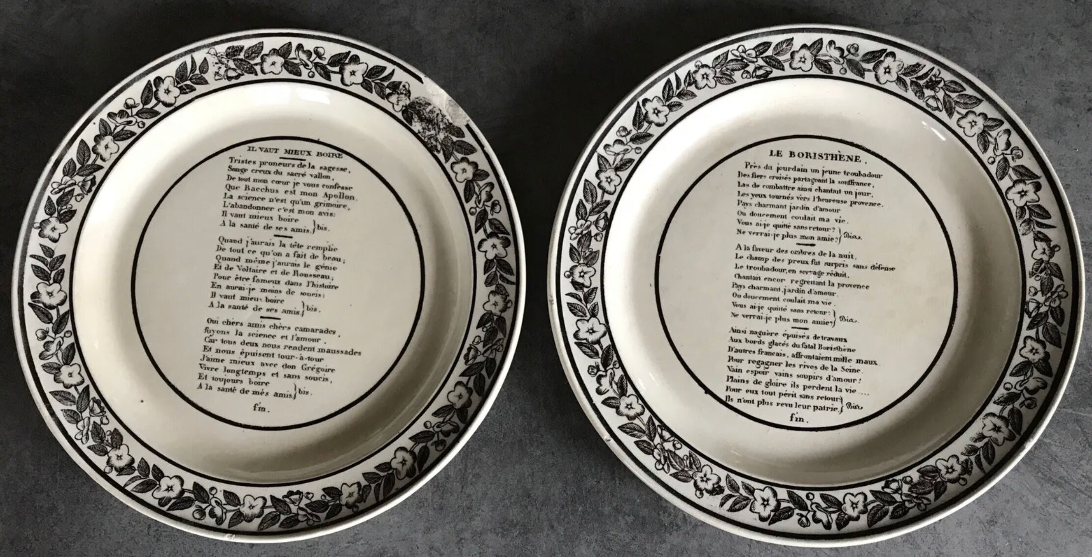 Set of 6 antique plates in fine earthenware with printed decoration of grisailles and poems