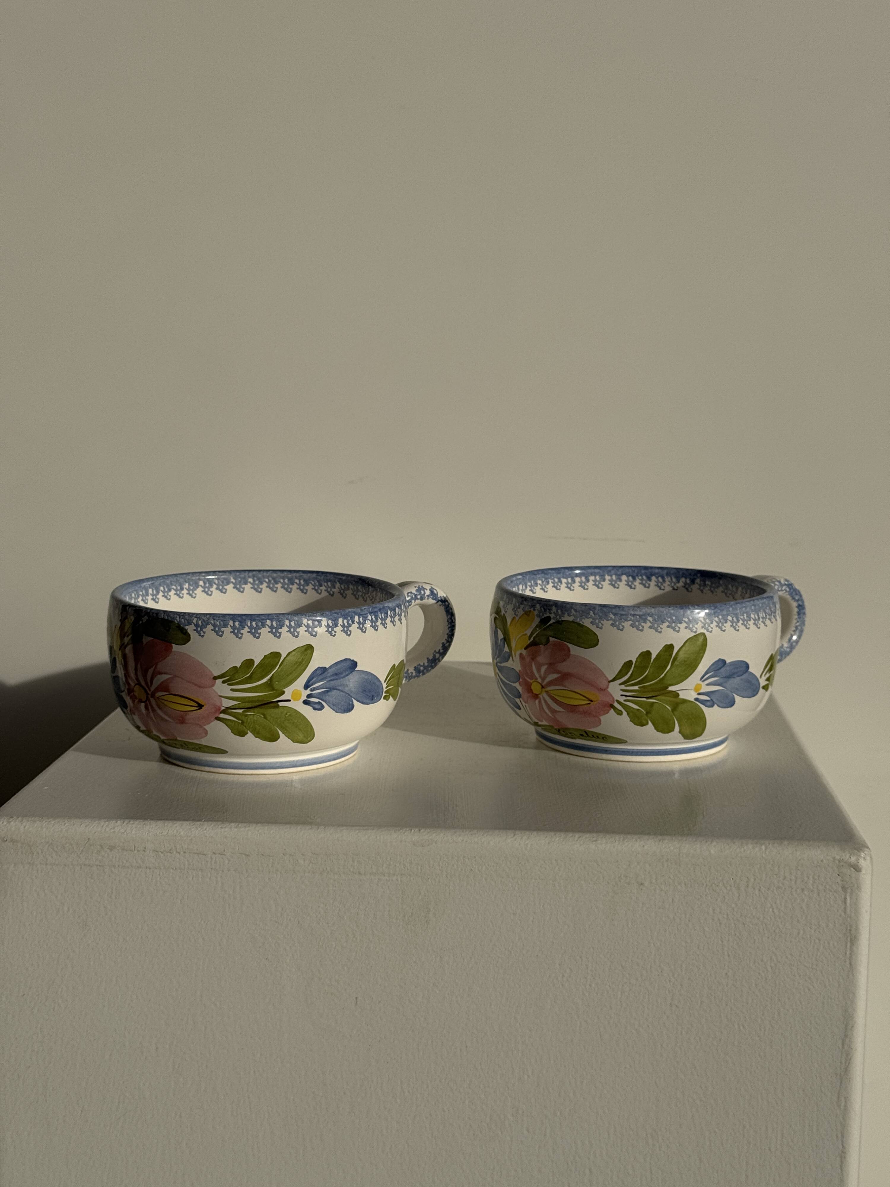 Set of 2 blue Quimper earthenware mugs H6.5 D15