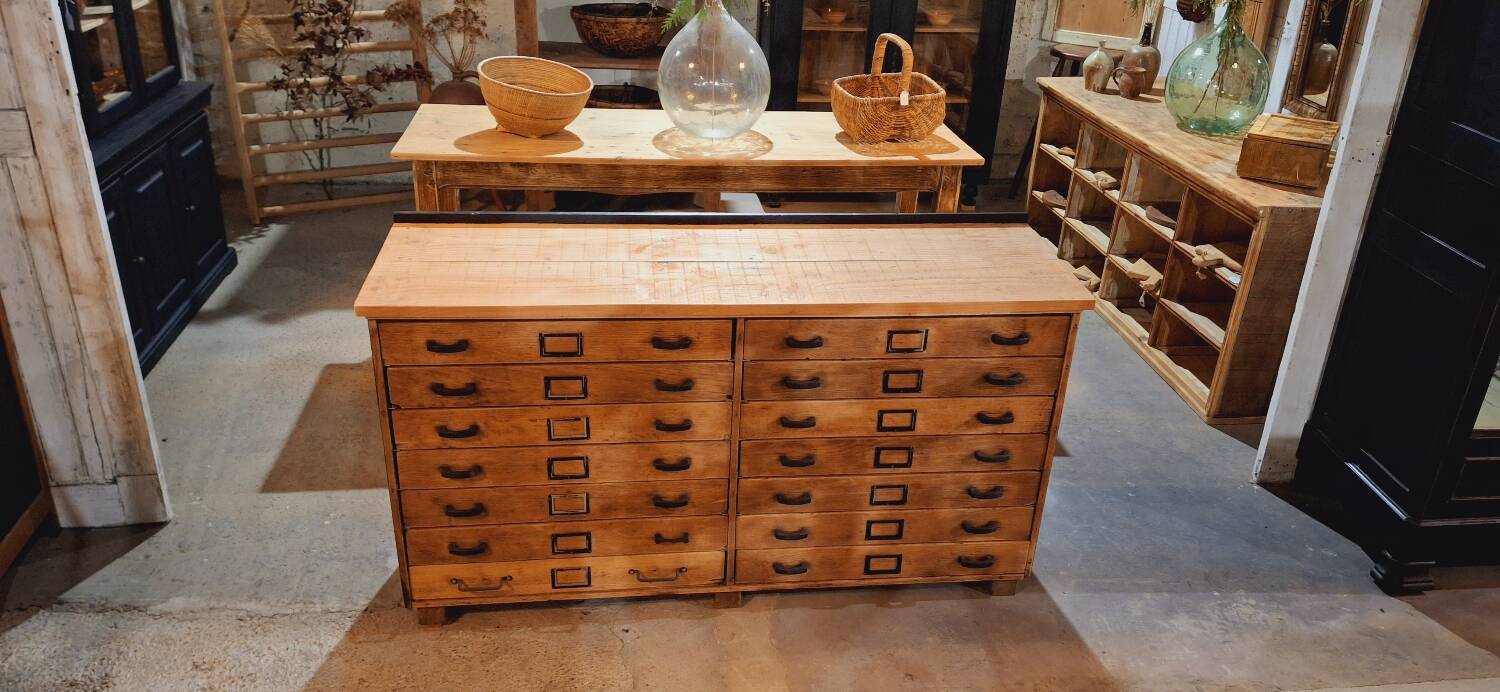 Craft cabinet with drawers