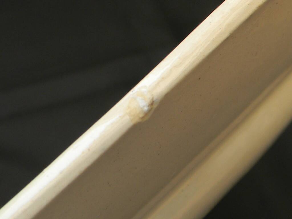 6 flat plates in Digoin Sarreguemines earthenware. Blue rose decoration.