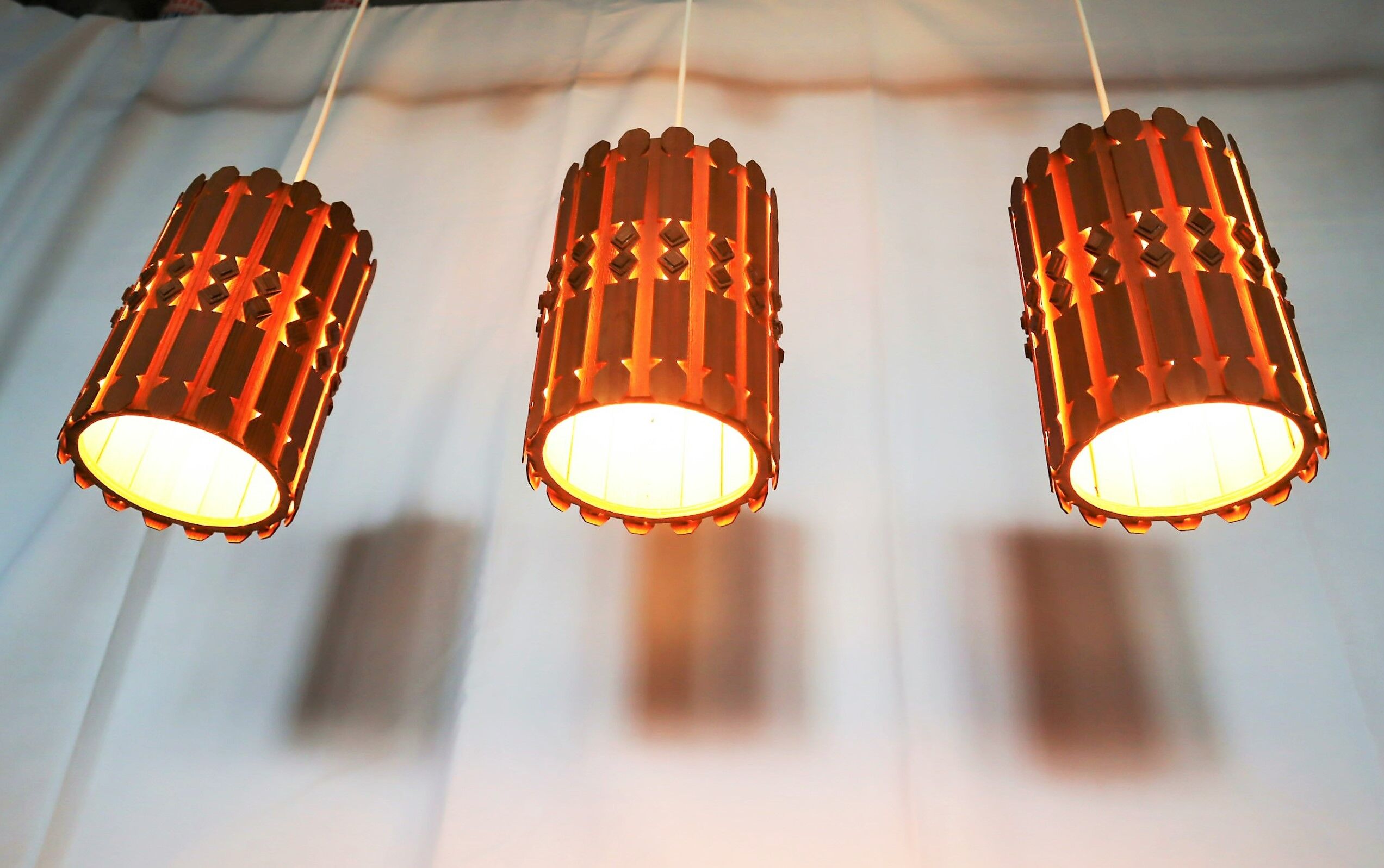 3 Scandinavian suspensions vintage pine 1960