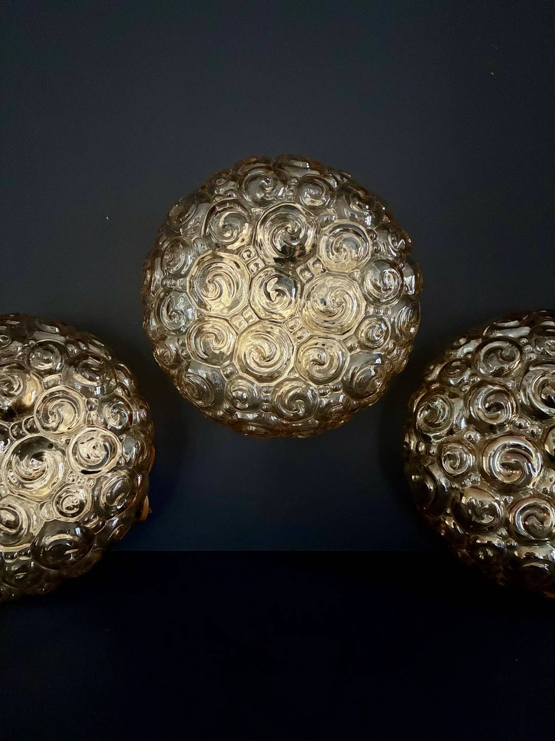 "Bubble" glass wall light trio - 1960.