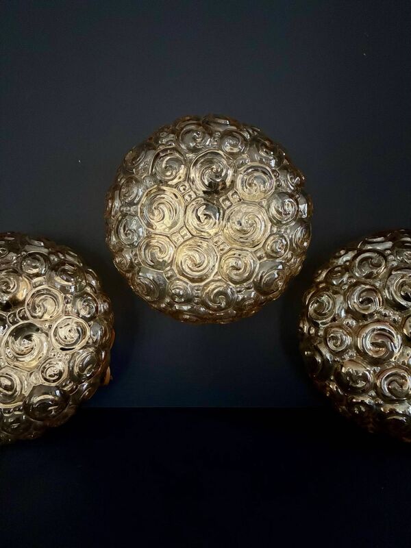 Trio d'appliques ''Bubble'' en verre ambré - 1960.