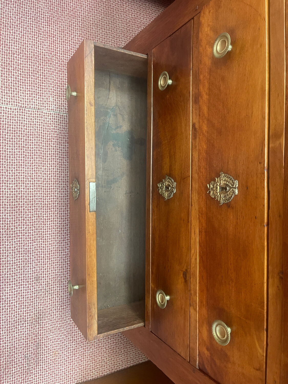 Chiffonnier Restoration XIXth in walnut