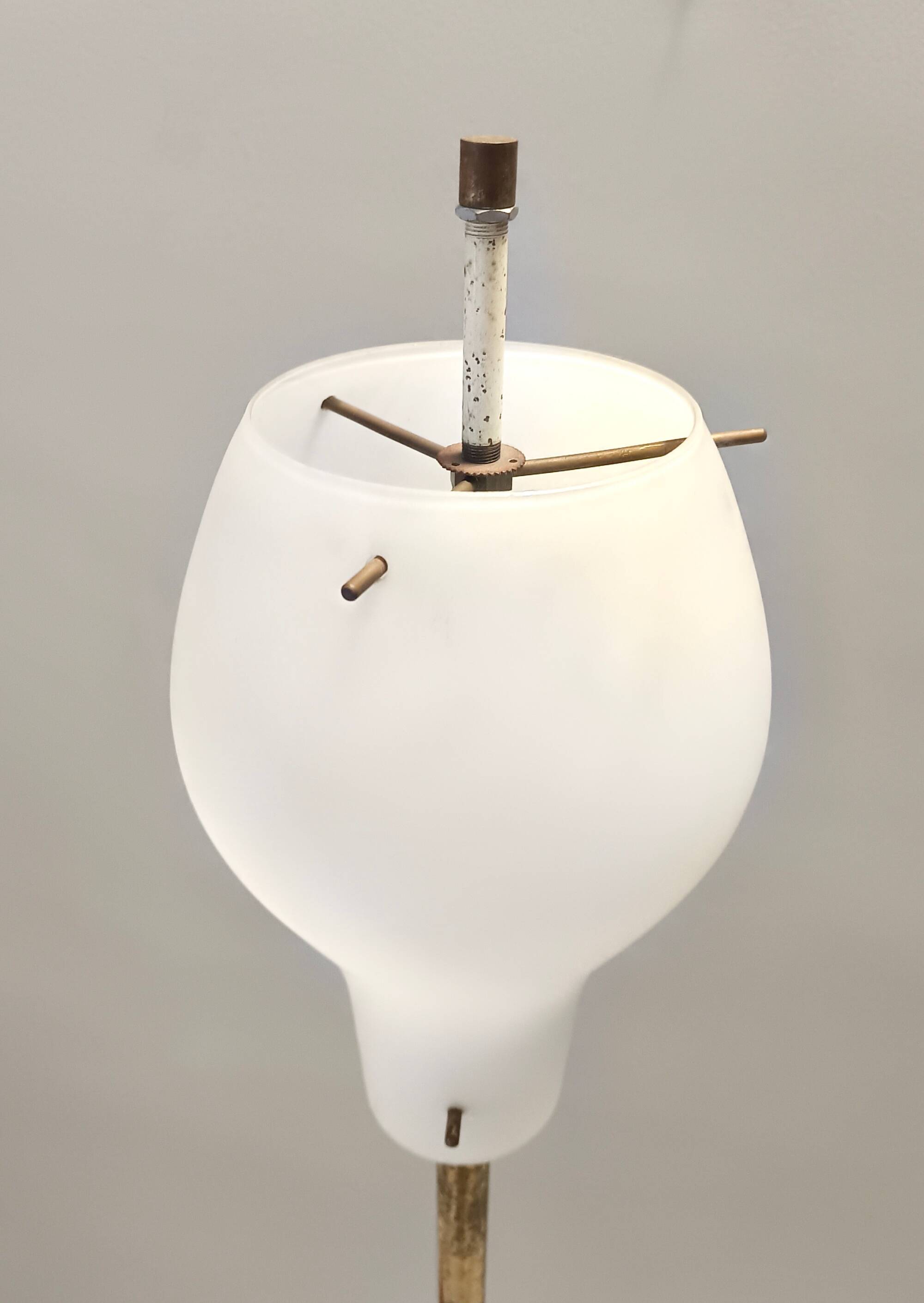 Lampadaire expérimental rare en laiton, aluminium et verre par Arredoluce, Italie