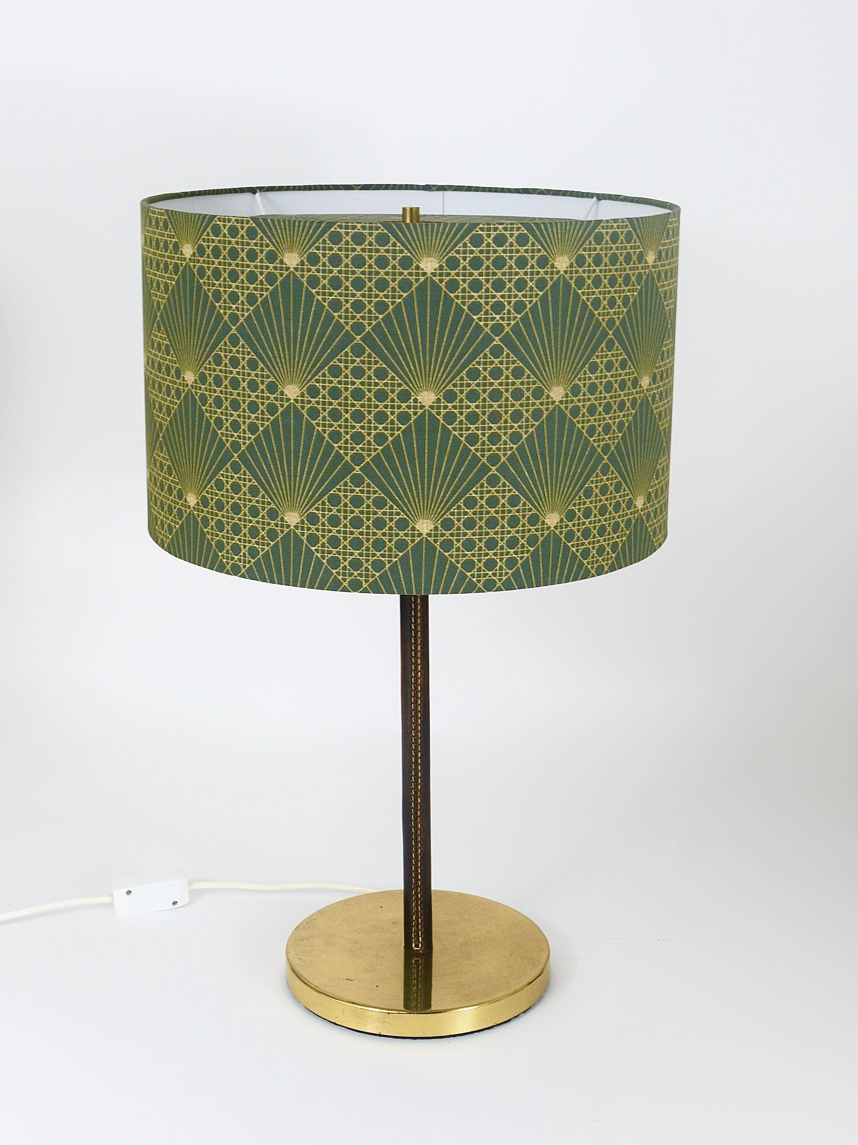 Pair of table lamps or accent lamps in brass and leather by J.T. Kalmar, Mid-Century, Austria, 1960s.