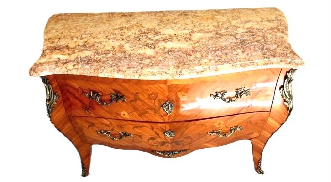 Louis XV curved chest of drawers, rosewood marquetry