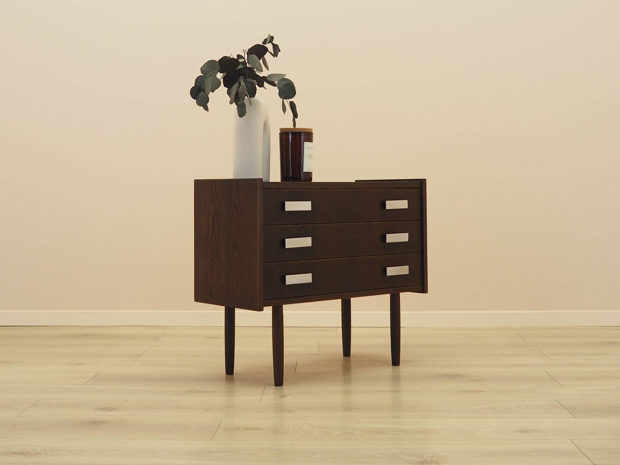 Commode en placage de chêne danois, années 1980