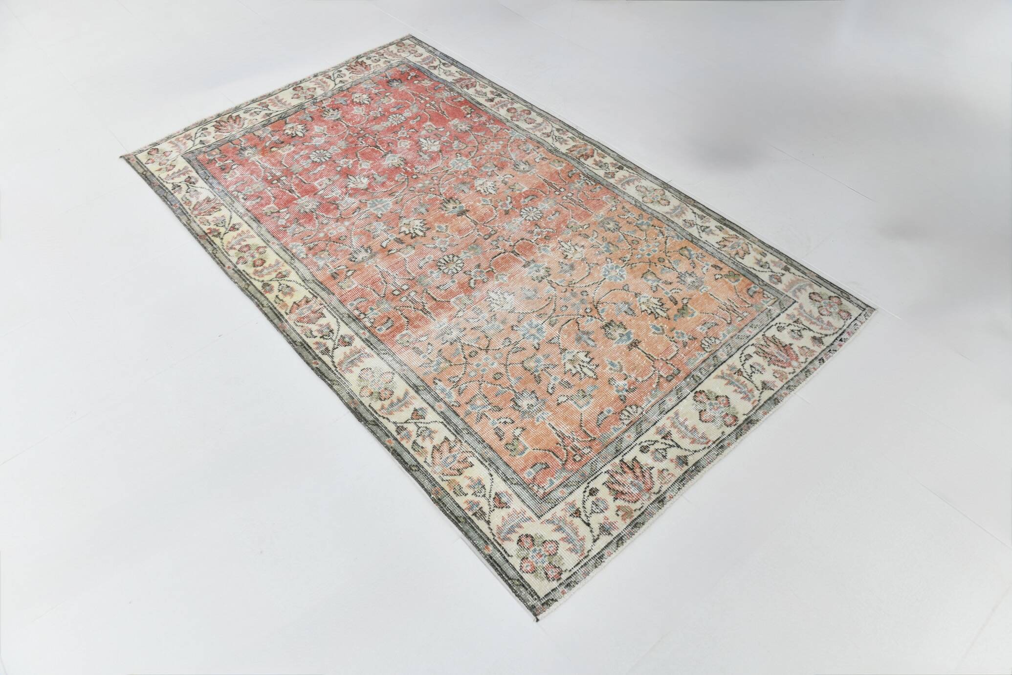 Red & Orange Floral Pattern Persian Rug, 119x200Cm