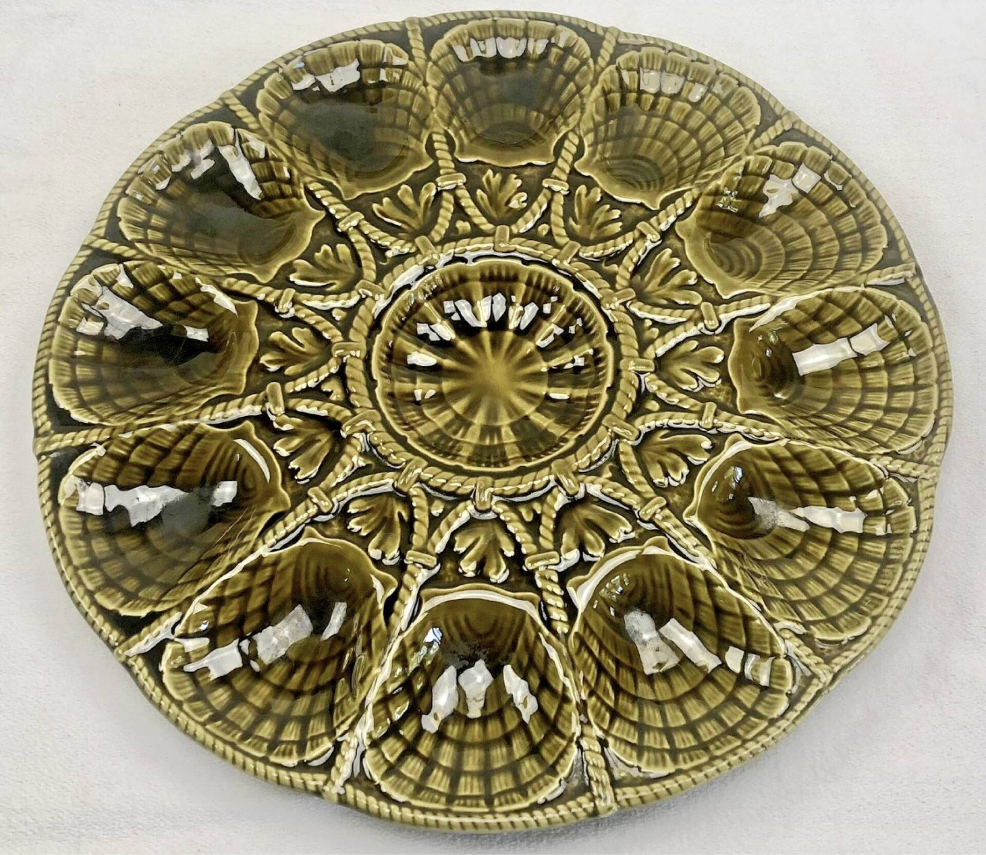 Antique oyster plate barbotine Sarreguemines