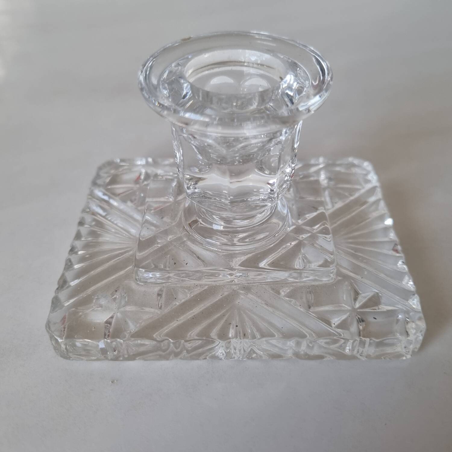 Crystal candle holder