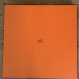 Mosaic tart dish in 24-carat gold by Hermès